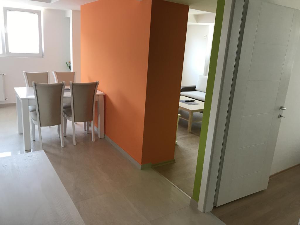 Premium 4U - City Center 50M2 - 스코페 외부 사진